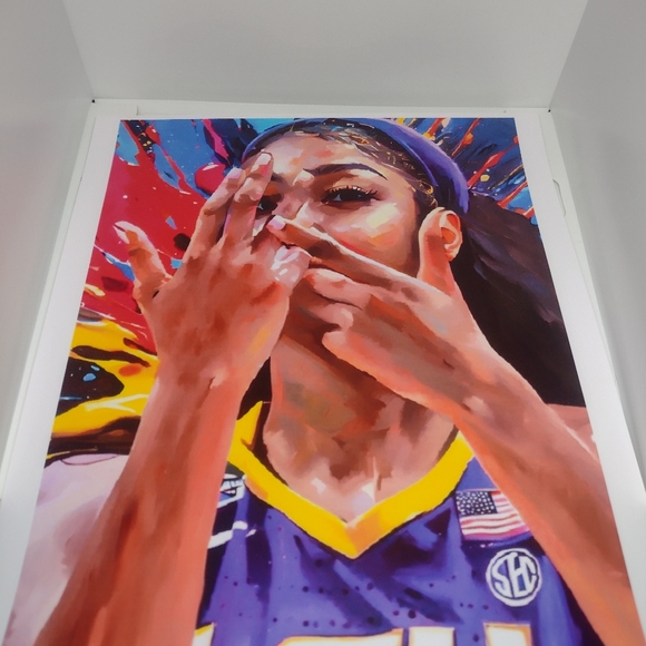 NEW!π― ANGEL REESE ULTRA PREMIUM GLOSSY 8.5x11 LSU WOMEN'S BASKETBALL POSTER SET - Picture 3 of 14